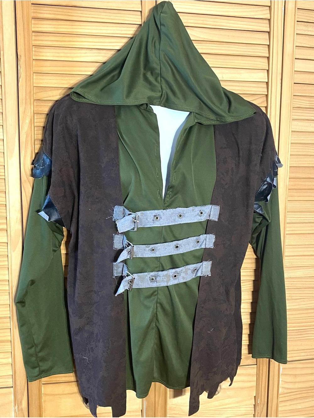 Men’s medium Hooded Medieval-Style Robin Hood Halloween costume TOP